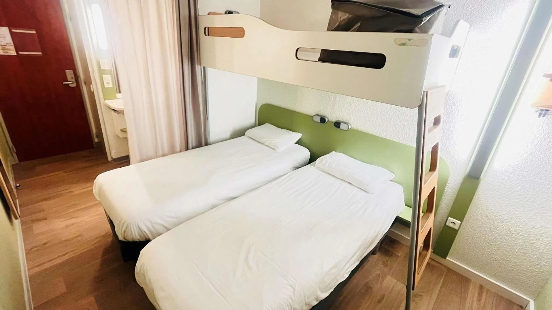 Ibis Budget Rennes Route De Saint Malo Montgermont Francia