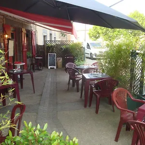 Du Chateau Hotel